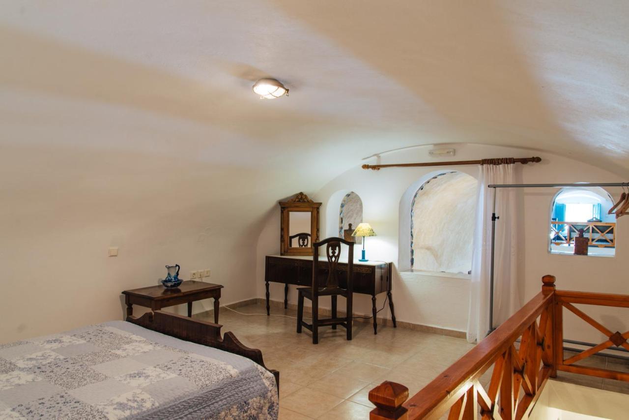 Canava Santino Cave Houses Мессария Номер фото